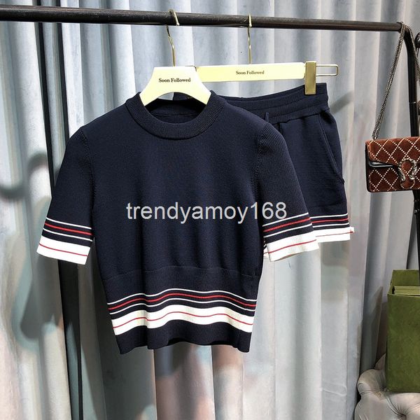 women's knits & tees special summer niche design contrast stripe short sleeve knit t-shirt + drawstring shorts set, White
women's knits & tees special summer niche design contrast stripe short sleeve knit t-shirt + drawstring shorts set, White