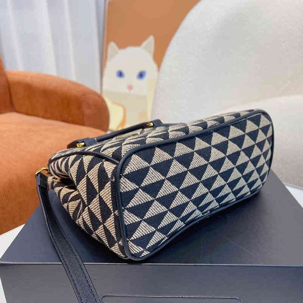 designer handbag women crossbody bags tote high capacity handbag designer shoulder bags female purses 220510
designer handbag women crossbody bags tote high capacity handbag designer shoulder bags female purses 220510