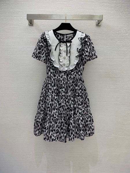 229 2022 milan runway dress spring summer dress crew neck polyester short sleeve brand same style empire womens dress fashion weini, Black
229 2022 milan runway dress spring summer dress crew neck polyester short sleeve brand same style empire womens dress fashion weini, Black
