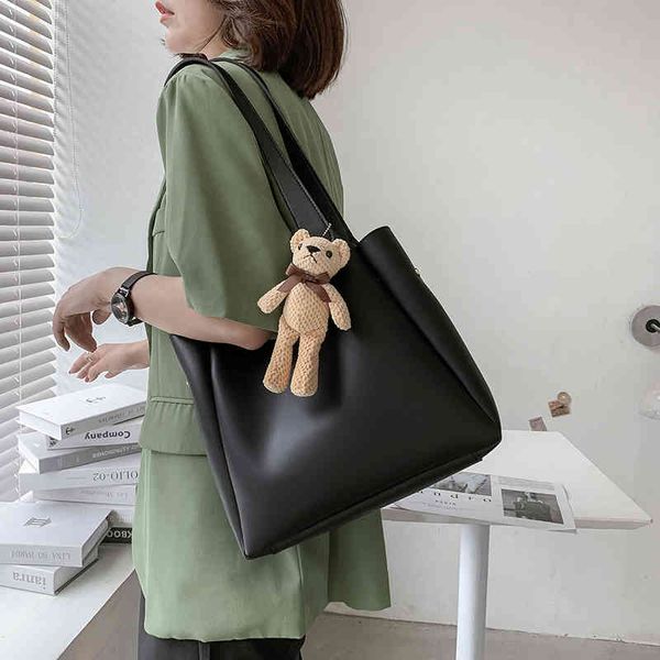 women's large bag 2022 summer new fashion versatile net red one shoulder tote bag messenger
women's large bag 2022 summer new fashion versatile net red one shoulder tote bag messenger