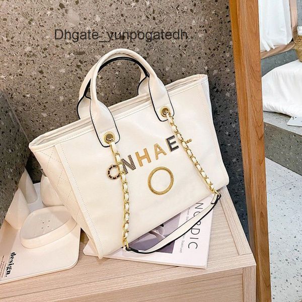 women's luxury classic handbags beach bags brand ch metal badge tote bag designer small mini evening handbag female capacity large leat, Black;red
women's luxury classic handbags beach bags brand ch metal badge tote bag designer small mini evening handbag female capacity large leat, Black;red