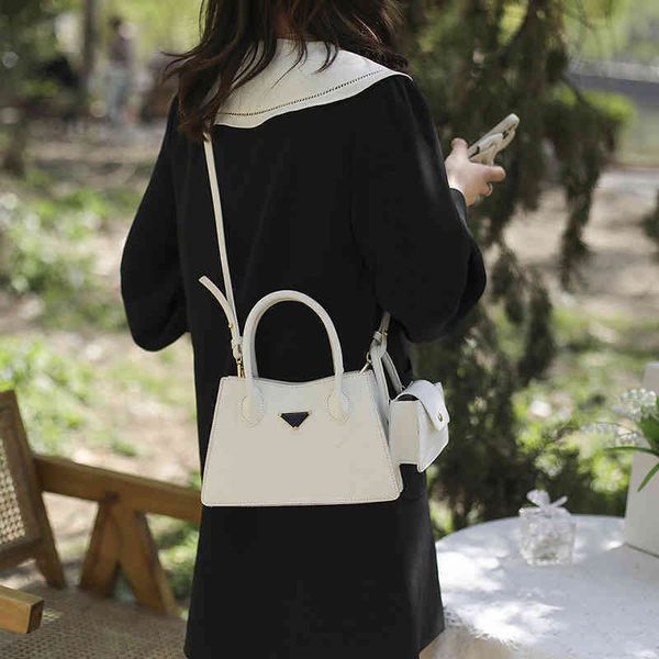 factory sale 49% off women's 2022 new summer fashion hand mother bag simple commuting foreign style single shoulder messenger bag
factory sale 49% off women's 2022 new summer fashion hand mother bag simple commuting foreign style single shoulder messenger bag