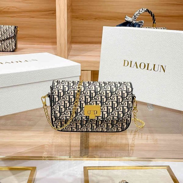 factory direct sale premium mini women's 2022 new envelope versatile niche design messenger chain small home designer bag
factory direct sale premium mini women's 2022 new envelope versatile niche design messenger chain small home designer bag