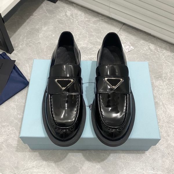 prad r shoes women loafers rubber platform sneakers black shiny leather slipper chunky round head sneaker thick bottom shoes lfn3
prad r shoes women loafers rubber platform sneakers black shiny leather slipper chunky round head sneaker thick bottom shoes lfn3
