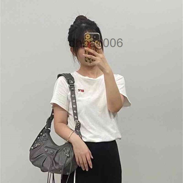 b le caogle bags lecagole designer handbags 2022 family leather three one pleated crescent single shoulder diagonal span underarm hv4w gk2f
b le caogle bags lecagole designer handbags 2022 family leather three one pleated crescent single shoulder diagonal span underarm hv4w gk2f