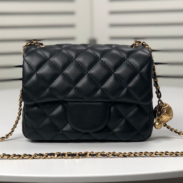 2022 fashion purse designer bag women totes shoulder bags cowskin genuine leather handbag scarf charm with shoulders handbags straps and pac, Black;red
2022 fashion purse designer bag women totes shoulder bags cowskin genuine leather handbag scarf charm with shoulders handbags straps and pac, Black;red