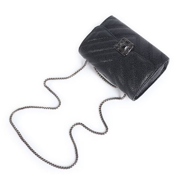 designer classic luxury bag lady one-shoulder fashion handbag in quilted pu with simple and chain
designer classic luxury bag lady one-shoulder fashion handbag in quilted pu with simple and chain