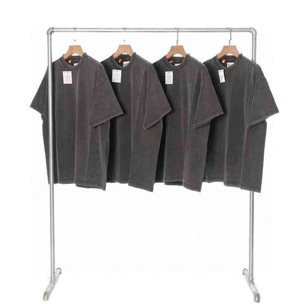 men's t-shirts t-shirts dept. broken gary vintage tee cut and washed old short sleeve t-shirt can be worn backwards, White;black
men's t-shirts t-shirts dept. broken gary vintage tee cut and washed old short sleeve t-shirt can be worn backwards, White;black