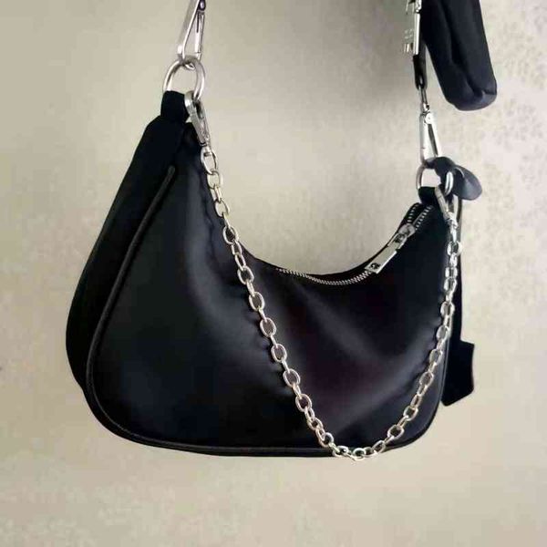 handbags three in hobo armpit nylon middle hand chain one shoulder cross method club bag girl purse
handbags three in hobo armpit nylon middle hand chain one shoulder cross method club bag girl purse