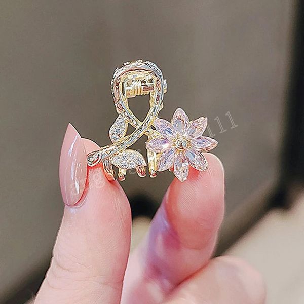 shining crystal flower shape hair clip for women alloy clamps hair accessories girls sweet bangs clips, Slivery;white
shining crystal flower shape hair clip for women alloy clamps hair accessories girls sweet bangs clips, Slivery;white