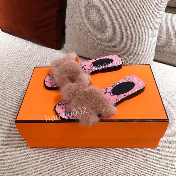 luxury designer slippers women's cotton fluffy fur slippers wear stripes warm winter indoor woven flat size34-41, Black
luxury designer slippers women's cotton fluffy fur slippers wear stripes warm winter indoor woven flat size34-41, Black