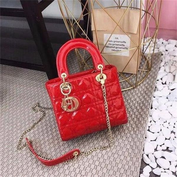designer bags patent leather daifei women's 2022 new bride's red small fragrant wind lingge chain one shoulder messenger handbag
designer bags patent leather daifei women's 2022 new bride's red small fragrant wind lingge chain one shoulder messenger handbag