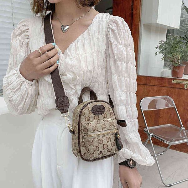 bags style printed mobile phone bag women's 2022 summer new versatile portable messenger canvas
bags style printed mobile phone bag women's 2022 summer new versatile portable messenger canvas