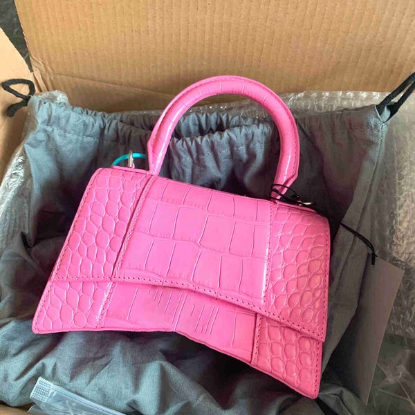 genuine leather fashion crossbody bags women's men tote crocodile luxury designer mylon hobo wallet camera card pockets handbag
genuine leather fashion crossbody bags women's men tote crocodile luxury designer mylon hobo wallet camera card pockets handbag