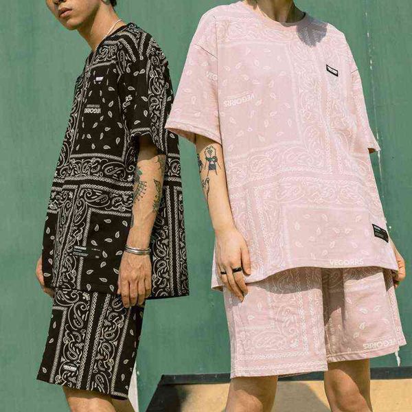 designer men's t-shirt american street cashew blossom casual suit shorts men's summer fashion couple short sleeve two-piece set, White;black
designer men's t-shirt american street cashew blossom casual suit shorts men's summer fashion couple short sleeve two-piece set, White;black