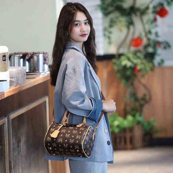 2022 new fashion all-match ladies mini handbag msenger bag women's 2022 boston trend shoulder single
2022 new fashion all-match ladies mini handbag msenger bag women's 2022 boston trend shoulder single