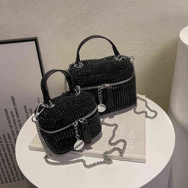 rhinestone bag women's 2022 new fashion makeup storage box chain messenger mini square bucket luxury designer bag feminina y220413
rhinestone bag women's 2022 new fashion makeup storage box chain messenger mini square bucket luxury designer bag feminina y220413