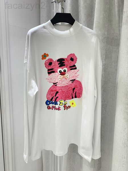 women's t-shirt designer chaopai 22 early spring new year of the tiger series pink cute little letter printing loose and versatile long, White
women's t-shirt designer chaopai 22 early spring new year of the tiger series pink cute little letter printing loose and versatile long, White