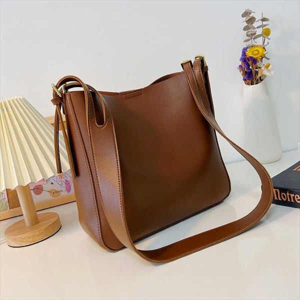 evening bags women's 2022 fashion large capacity single shoulder bag simple diagonal son mother bucket
evening bags women's 2022 fashion large capacity single shoulder bag simple diagonal son mother bucket