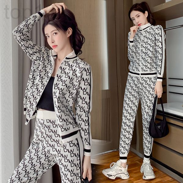 women's tracksuits designer small subnet red fashion knitted suit 2021 spring and autumn leisure sports letter jacquard brand two-piece, Gray
women's tracksuits designer small subnet red fashion knitted suit 2021 spring and autumn leisure sports letter jacquard brand two-piece, Gray