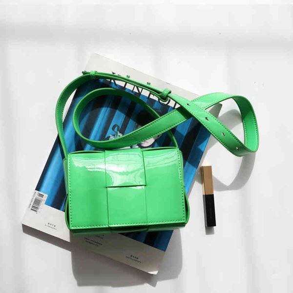 bottegas venetas handbag 2022 spring patent leather woven mini three grid cowhide small square bag mini messenger bagn qlvu
bottegas venetas handbag 2022 spring patent leather woven mini three grid cowhide small square bag mini messenger bagn qlvu
