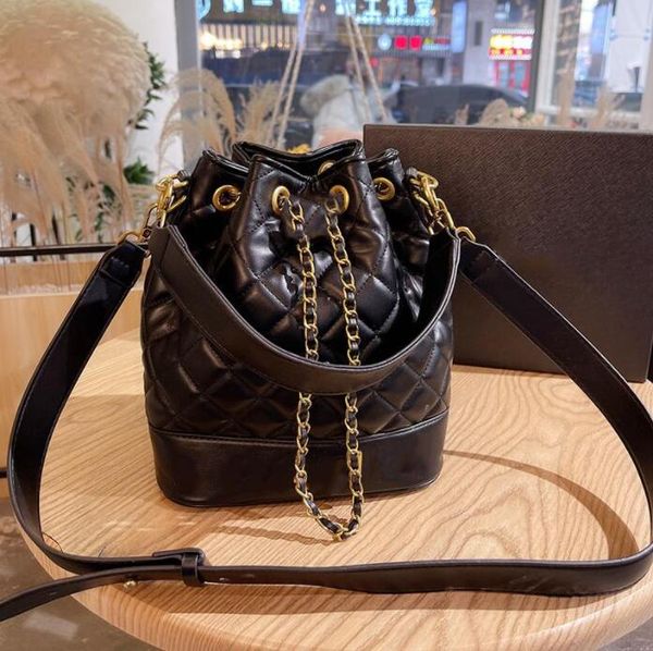 tz 2022ss classic quilted drawstring bucket bags crush gold metal hardware matelasse chain crossbody leather strap handle totes large capaci
tz 2022ss classic quilted drawstring bucket bags crush gold metal hardware matelasse chain crossbody leather strap handle totes large capaci