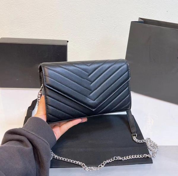 genuine leather handbags comes woc chain bags women luxurys fashion designers bag female clutch classic girl handbag with box
genuine leather handbags comes woc chain bags women luxurys fashion designers bag female clutch classic girl handbag with box