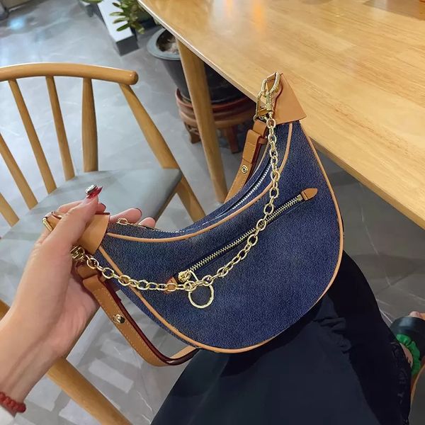 new fashion women handbags ladies designer cross body shoulder bags crossbody bag handbags totes high-quality softness gold chain different, Black;red
new fashion women handbags ladies designer cross body shoulder bags crossbody bag handbags totes high-quality softness gold chain different, Black;red