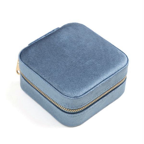 velvet travel jewelry box double layer display organizer rings earrings necklaces bracelets display case packaging with mirror for girls wom, Black;white
velvet travel jewelry box double layer display organizer rings earrings necklaces bracelets display case packaging with mirror for girls wom, Black;white