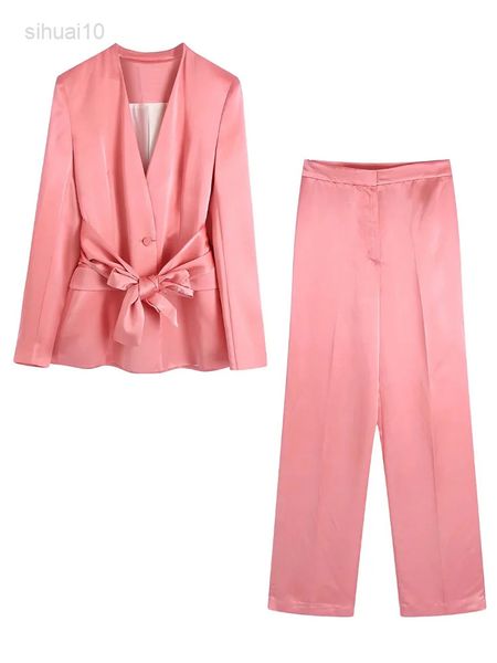 2022 spring autumn women pink sets solid blazer pants suit sets office lady jacket with belt l220725, White
2022 spring autumn women pink sets solid blazer pants suit sets office lady jacket with belt l220725, White