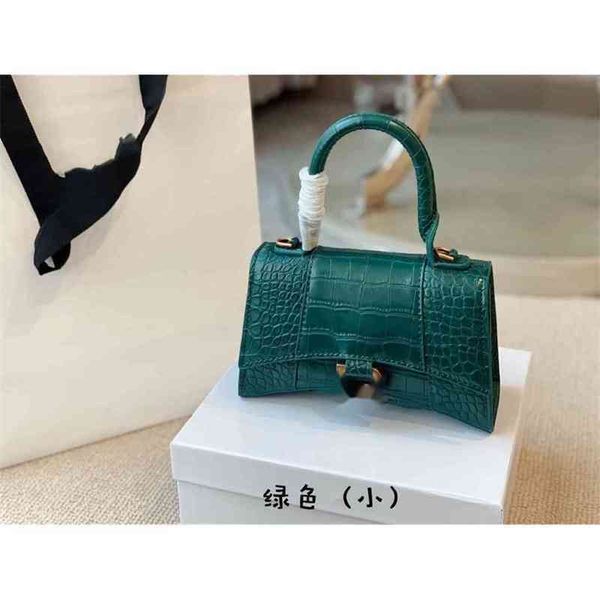 designer bag balenciga bag summer solid color bag cover crocodile cross square hard handle green small korean small mdnx
designer bag balenciga bag summer solid color bag cover crocodile cross square hard handle green small korean small mdnx