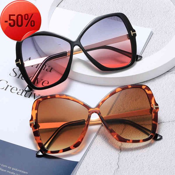 new t-shaped women's fashion bow show street sunglasses personalized large frame glassesthe factory directly, White;black
new t-shaped women's fashion bow show street sunglasses personalized large frame glassesthe factory directly, White;black