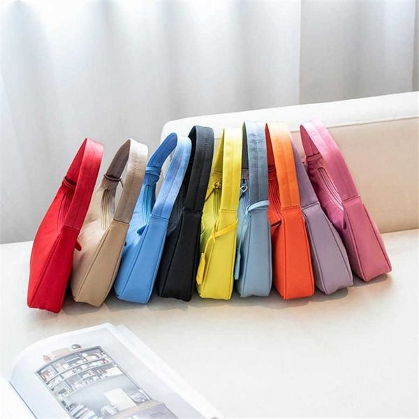 2022 re-edition underarm clutch bag 2000 nylon leather shoulder bags women crossbody messenger handbag evening purse totes canvas fashion
2022 re-edition underarm clutch bag 2000 nylon leather shoulder bags women crossbody messenger handbag evening purse totes canvas fashion