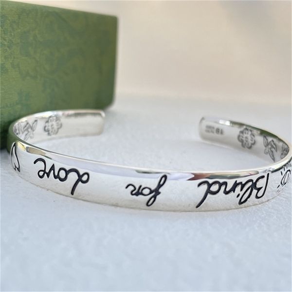 22% off 2022 new fashion designer jewelry silver tiger fearless flowers narrow men and women lovers make old open bracelet, Black
22% off 2022 new fashion designer jewelry silver tiger fearless flowers narrow men and women lovers make old open bracelet, Black