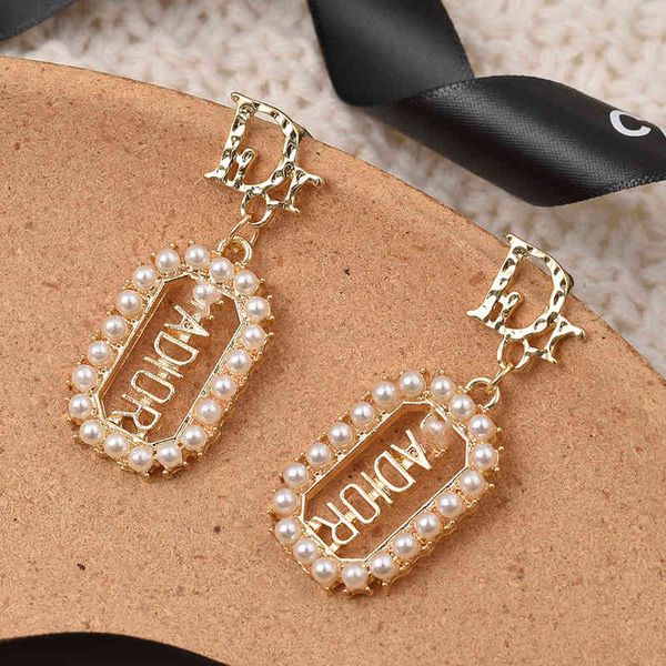 women's fashion personality trend new brand earrings wholesale family ja letter female dijia net red classic pearl inlaid, Silver
women's fashion personality trend new brand earrings wholesale family ja letter female dijia net red classic pearl inlaid, Silver