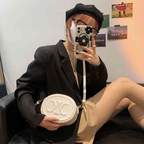 2022 new foreign style female messenger bag department versatile students' is gentle and luxury designer
2022 new foreign style female messenger bag department versatile students' is gentle and luxury designer