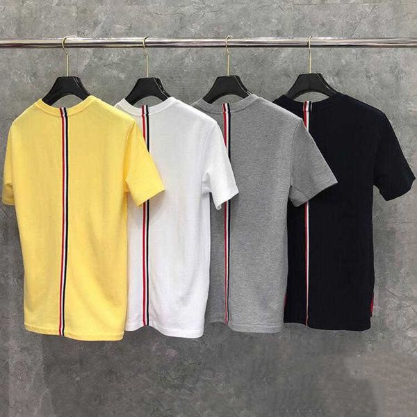 2022, in men's and women's luxurious round neck short sleeve t-shirts, cotton summer clothes, fashion, White;black
2022, in men's and women's luxurious round neck short sleeve t-shirts, cotton summer clothes, fashion, White;black