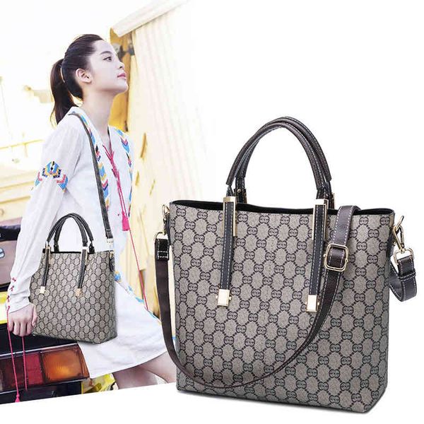 large bag female new printed tote bag versatile high-capacity sling one shoulder messenger handbag
large bag female new printed tote bag versatile high-capacity sling one shoulder messenger handbag