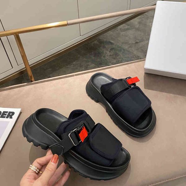 designer women 2021 summer slipper sandals thick bottom 3-5cm beach classic slide slippers ladies luxury flip flops flat sandal mules, Black
designer women 2021 summer slipper sandals thick bottom 3-5cm beach classic slide slippers ladies luxury flip flops flat sandal mules, Black