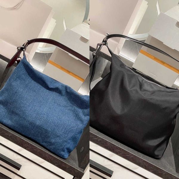 underarm bags women triangle print handbag shoulder leather luxury designer brand pravda crossbody female purses trendy design handbag g82k
underarm bags women triangle print handbag shoulder leather luxury designer brand pravda crossbody female purses trendy design handbag g82k