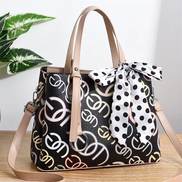 women tote bags fashion handbags 2022new designer shoulder bag pu leather crossbody purse large capacity totes lady causal outdoor packs 8co
women tote bags fashion handbags 2022new designer shoulder bag pu leather crossbody purse large capacity totes lady causal outdoor packs 8co