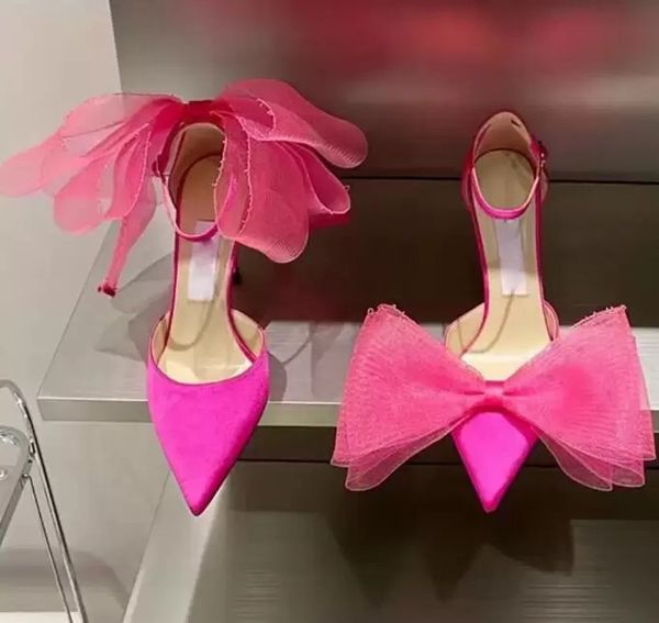 luxury designer avline high-heeled sandals rose pink vamp heel cross big bow fluorescent vamp pointed toe strap shoe box size 35-43, Black
luxury designer avline high-heeled sandals rose pink vamp heel cross big bow fluorescent vamp pointed toe strap shoe box size 35-43, Black