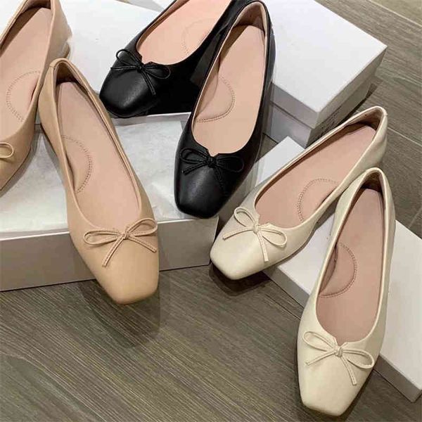 sandals flat sole heel shoes women's head bow real sheepskin versatile black spring
sandals flat sole heel shoes women's head bow real sheepskin versatile black spring