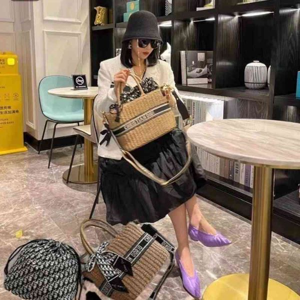 bag women's spring and summer new small fragrance mid ancient sling one shoulder bag versatile large capacity wide shoulder strap straw
bag women's spring and summer new small fragrance mid ancient sling one shoulder bag versatile large capacity wide shoulder strap straw