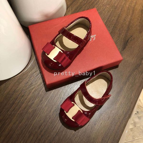 baby girl shoes infant toddler first walkers bowknot non-slip rubber soft-sole glossy leather newborn girls princess shoe high quality
baby girl shoes infant toddler first walkers bowknot non-slip rubber soft-sole glossy leather newborn girls princess shoe high quality