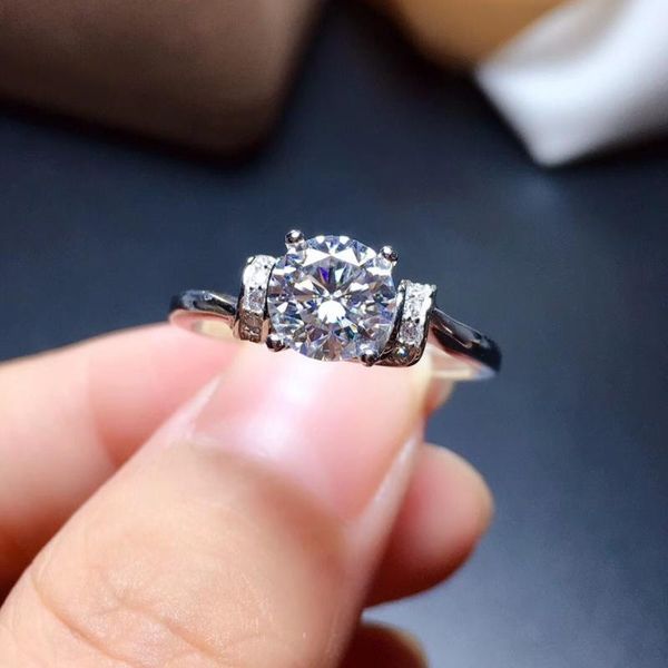 cluster trendy rings moissanite ring sparkling super beautiful latest design 925 sterling silver simple style diamond for women, Golden;silver
cluster trendy rings moissanite ring sparkling super beautiful latest design 925 sterling silver simple style diamond for women, Golden;silver