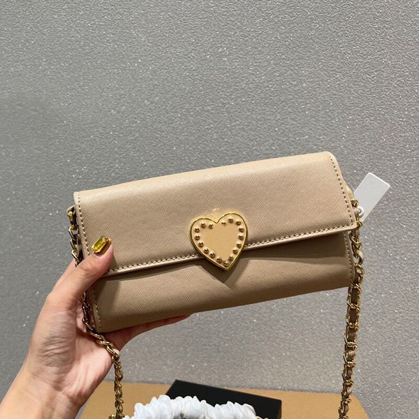 fashion women luxurys designers bags solid color leather handbags card internal divider zipper chain messenger shopping shoulder bag totes l
fashion women luxurys designers bags solid color leather handbags card internal divider zipper chain messenger shopping shoulder bag totes l