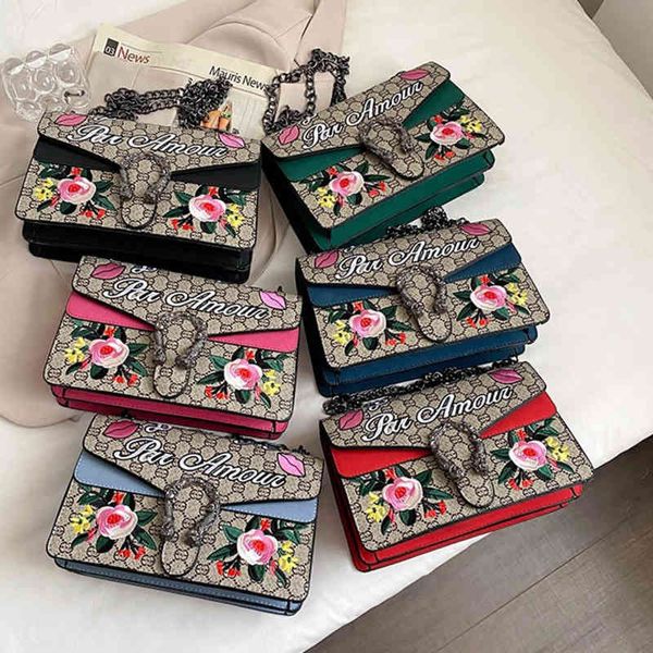 purse chainfemale new version trend messenger small square embroidered one shoulder handbag
purse chainfemale new version trend messenger small square embroidered one shoulder handbag