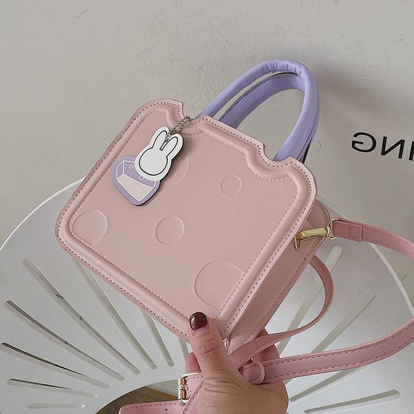 designer bags lovely foreign style small female 2022 spring and summer new fashion versatile messenger high sense hand-held biscuit
designer bags lovely foreign style small female 2022 spring and summer new fashion versatile messenger high sense hand-held biscuit