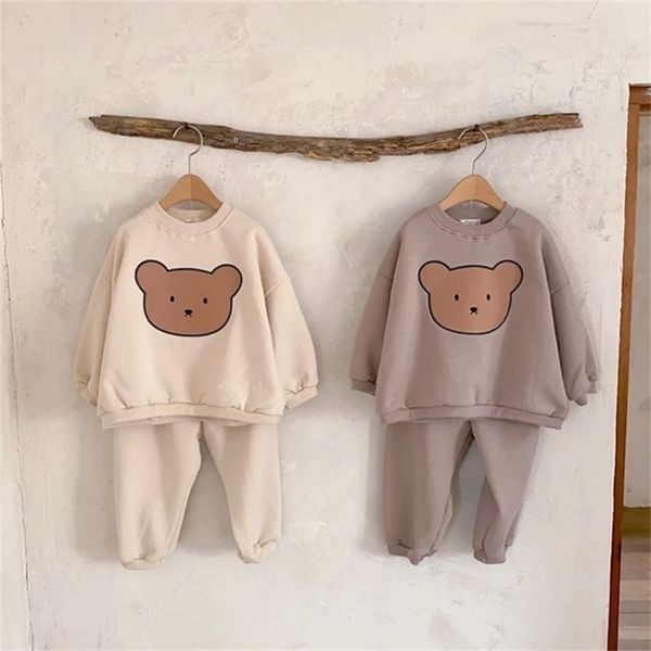 autumn baby girl clothes set infant kids cartoon bear print and pants suit toddler boys sweatshirt trousers 2pcs 220315, White
autumn baby girl clothes set infant kids cartoon bear print and pants suit toddler boys sweatshirt trousers 2pcs 220315, White